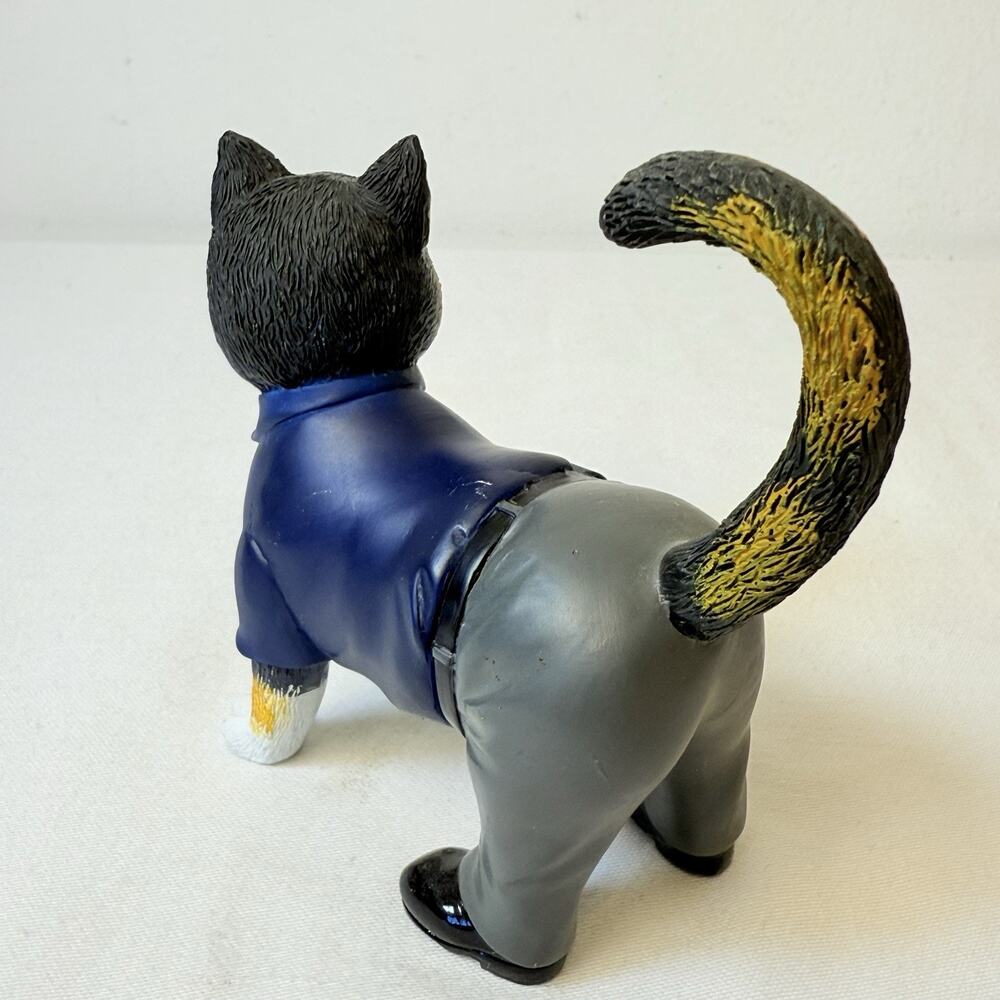 Hamilton Furr-ever Firefighter Hooks & Ladders Cat Figurine - Picture 3 of 11